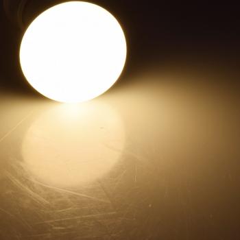 Preview: LED Reflektorstrahler R63 E27 8W 640 Lumen, 230V, 120°, 3000K warmweiß