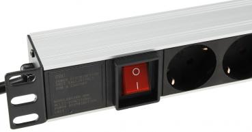 Preview: Steckdosenleiste für Rackeinbau, 8-fach 19", max. 3500Watt / 16A, mit Schalter